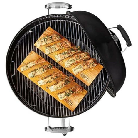 Pack Weber Barbecue à Charbon Classic Kettle 47 Cm Noir - Un Sac De Charbon De Bois 5kg – Image 2